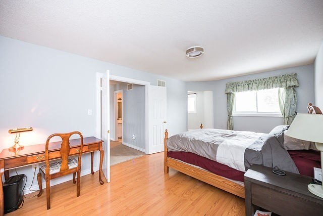 Listing W5900807 - Large Photo # 19