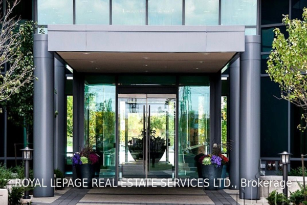 215 Sherway Gardens Rd W, Toronto