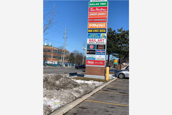 320 Main St, Brampton