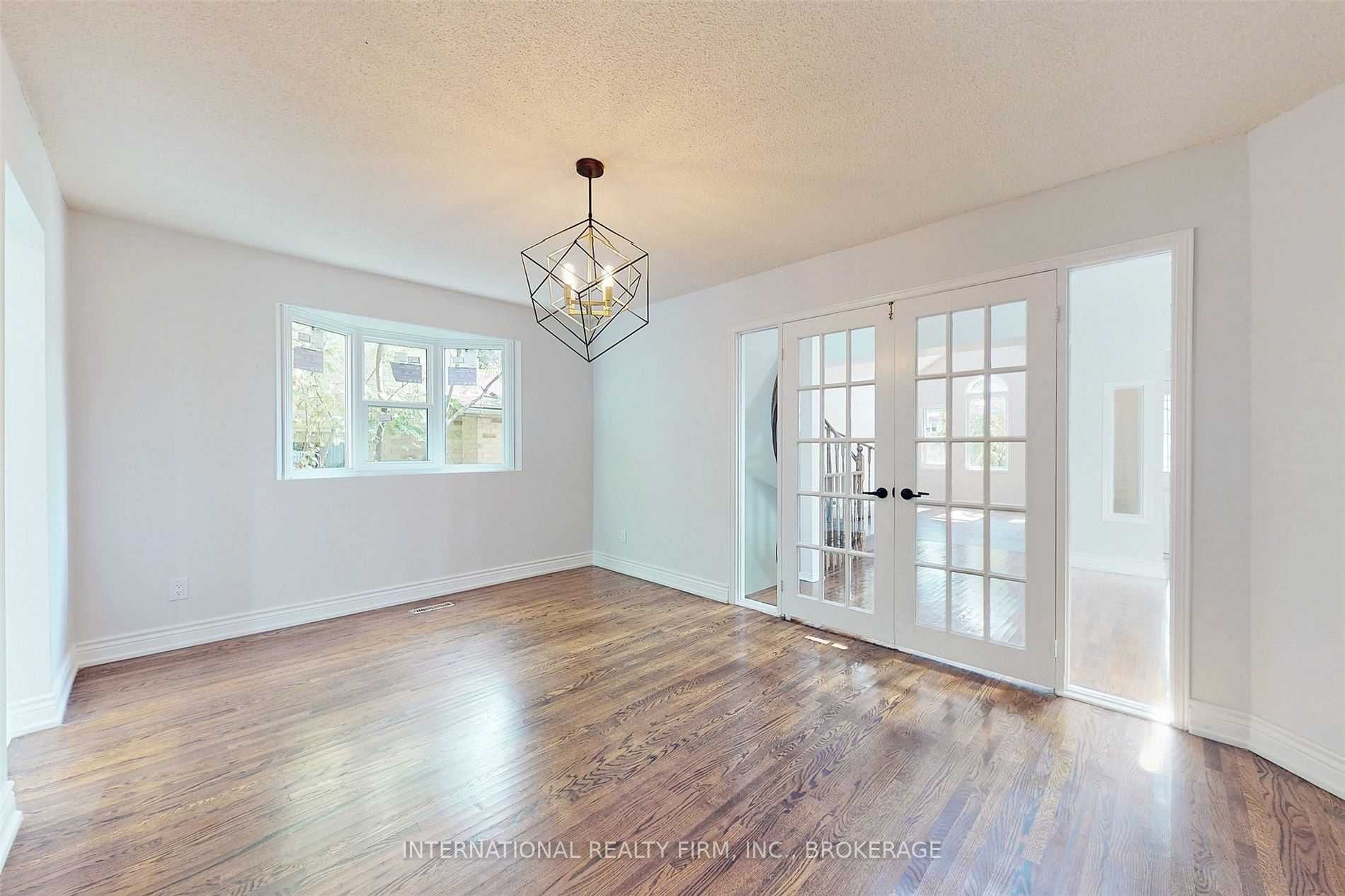 Listing W5901059 - Large Photo # 7