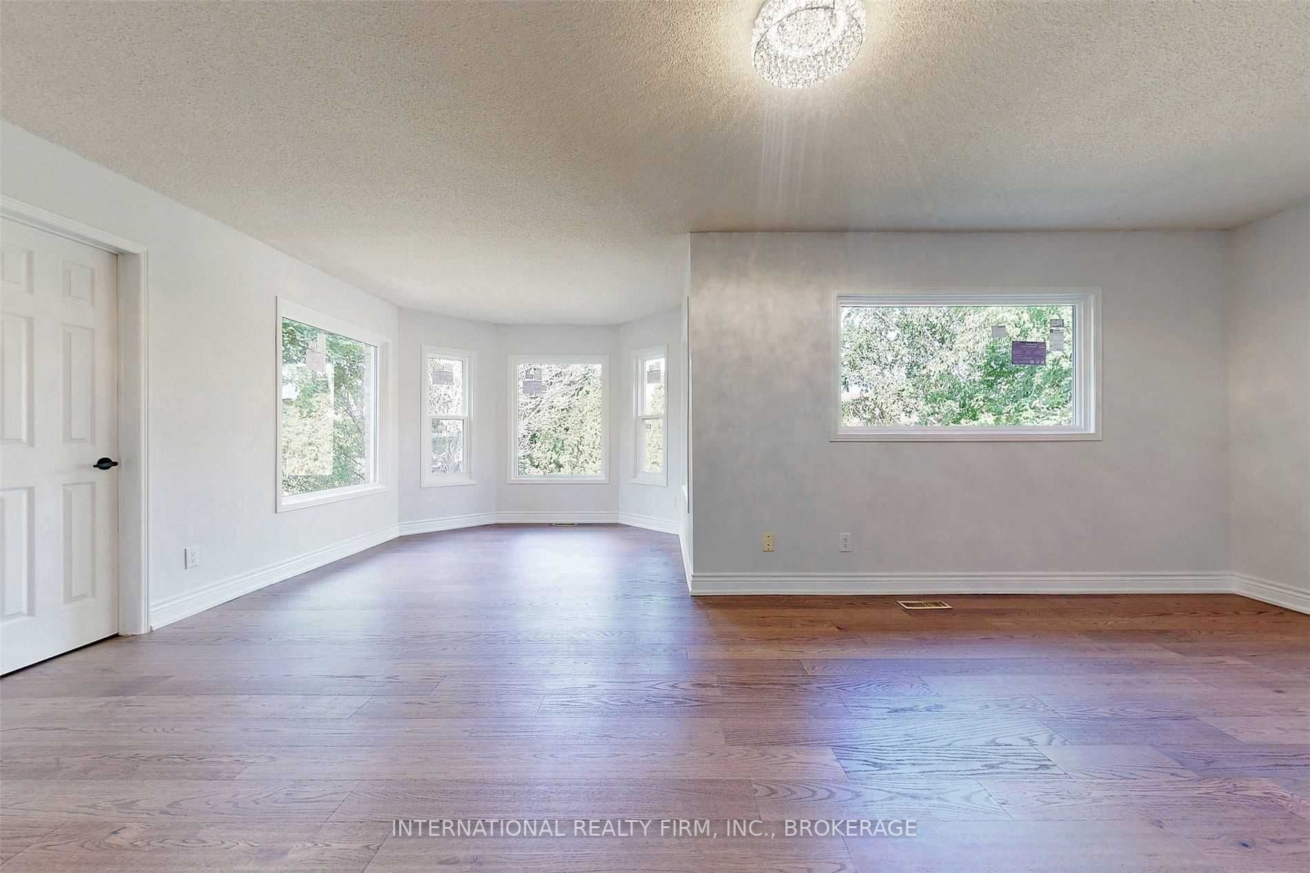 Listing W5901059 - Large Photo # 24