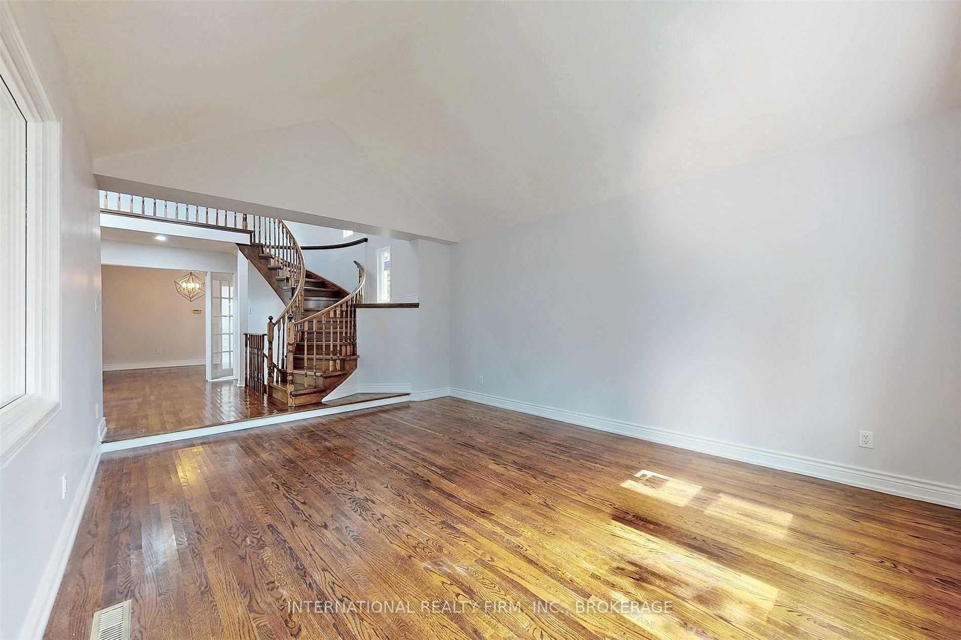 Listing W5901059 - Large Photo # 6