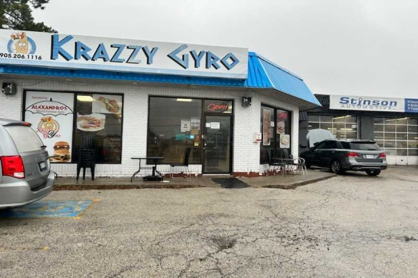 2121 Dundas St E, Mississauga