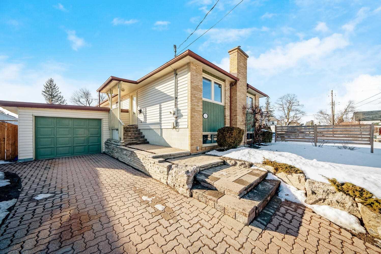 Listing W5902031 - Large Photo # 2