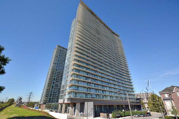 105 The Queensway Ave, Toronto