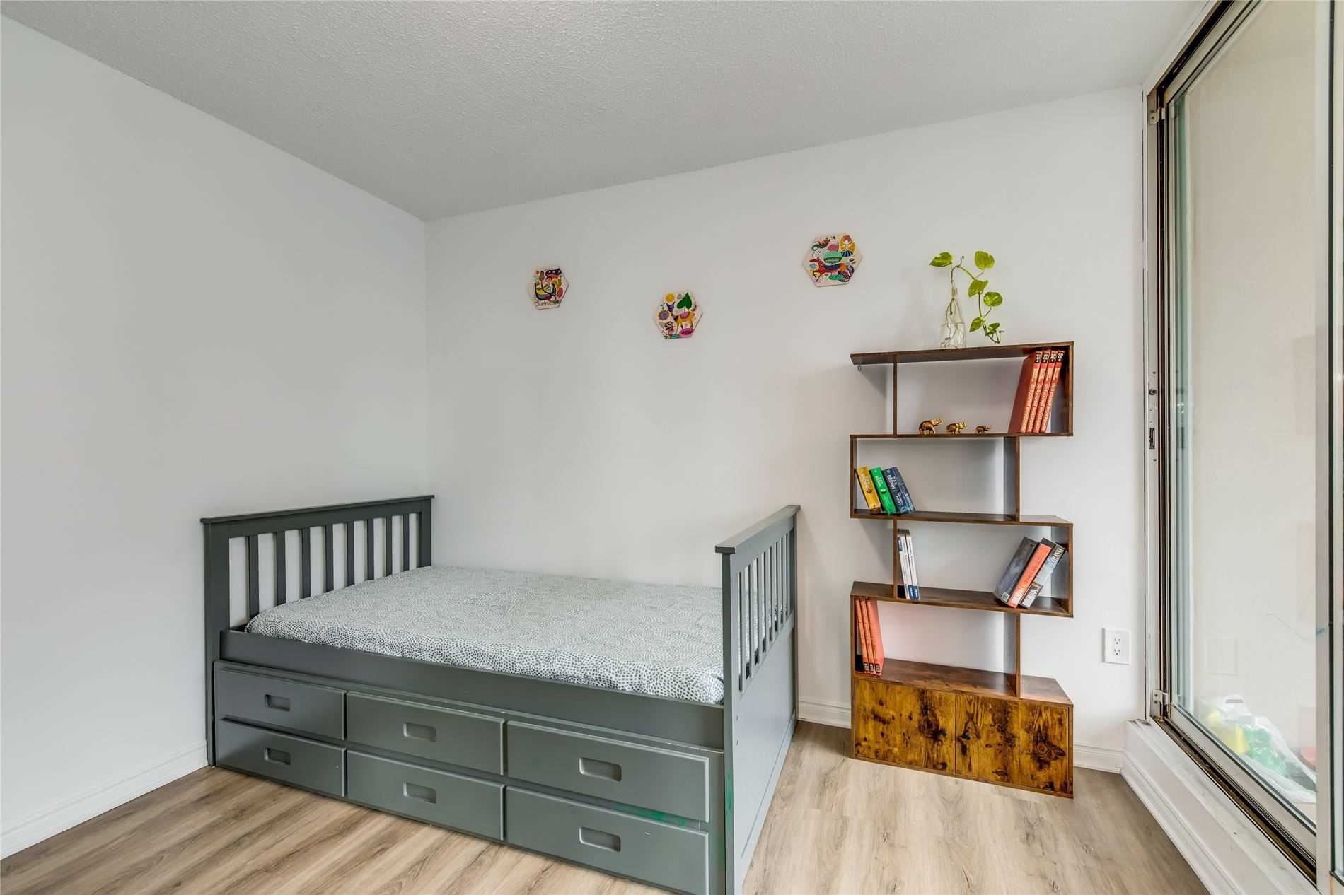 Listing W5902857 - Large Photo # 26