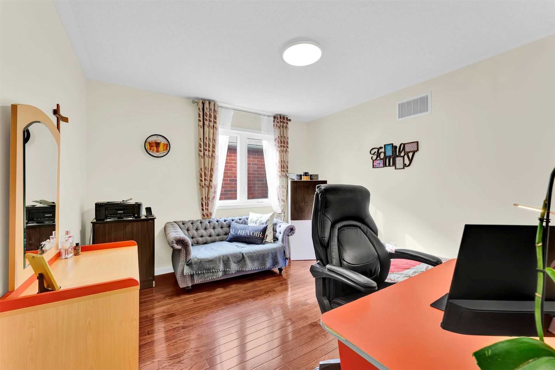 Listing W5903741 - Large Photo # 35