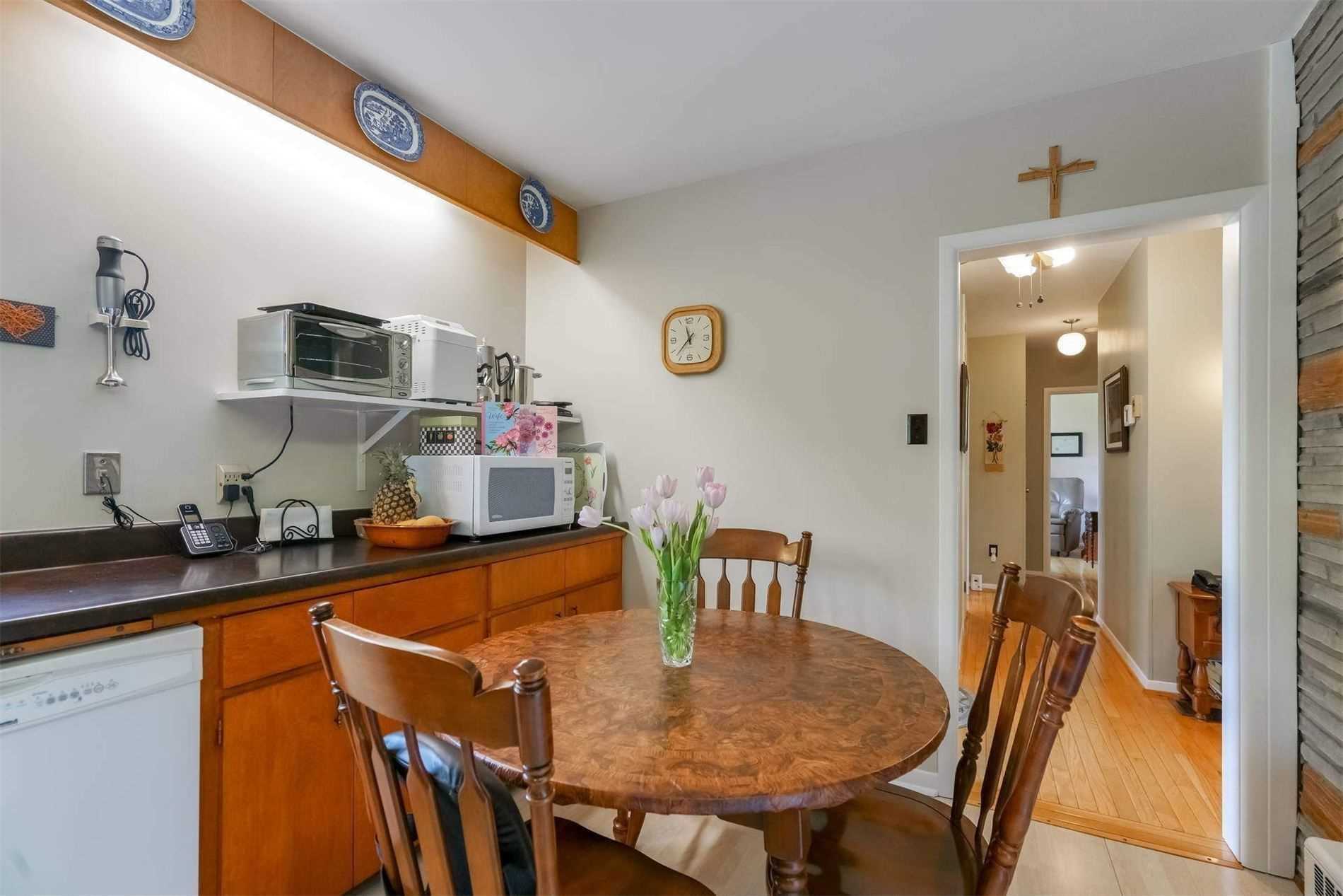Listing W5903791 - Large Photo # 13