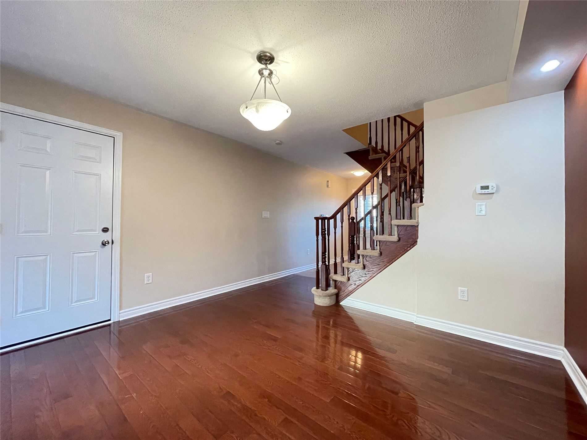 Listing W5903809 - Large Photo # 10