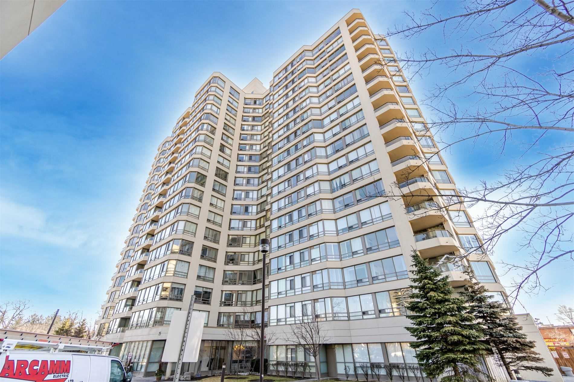 75 King St E, #407