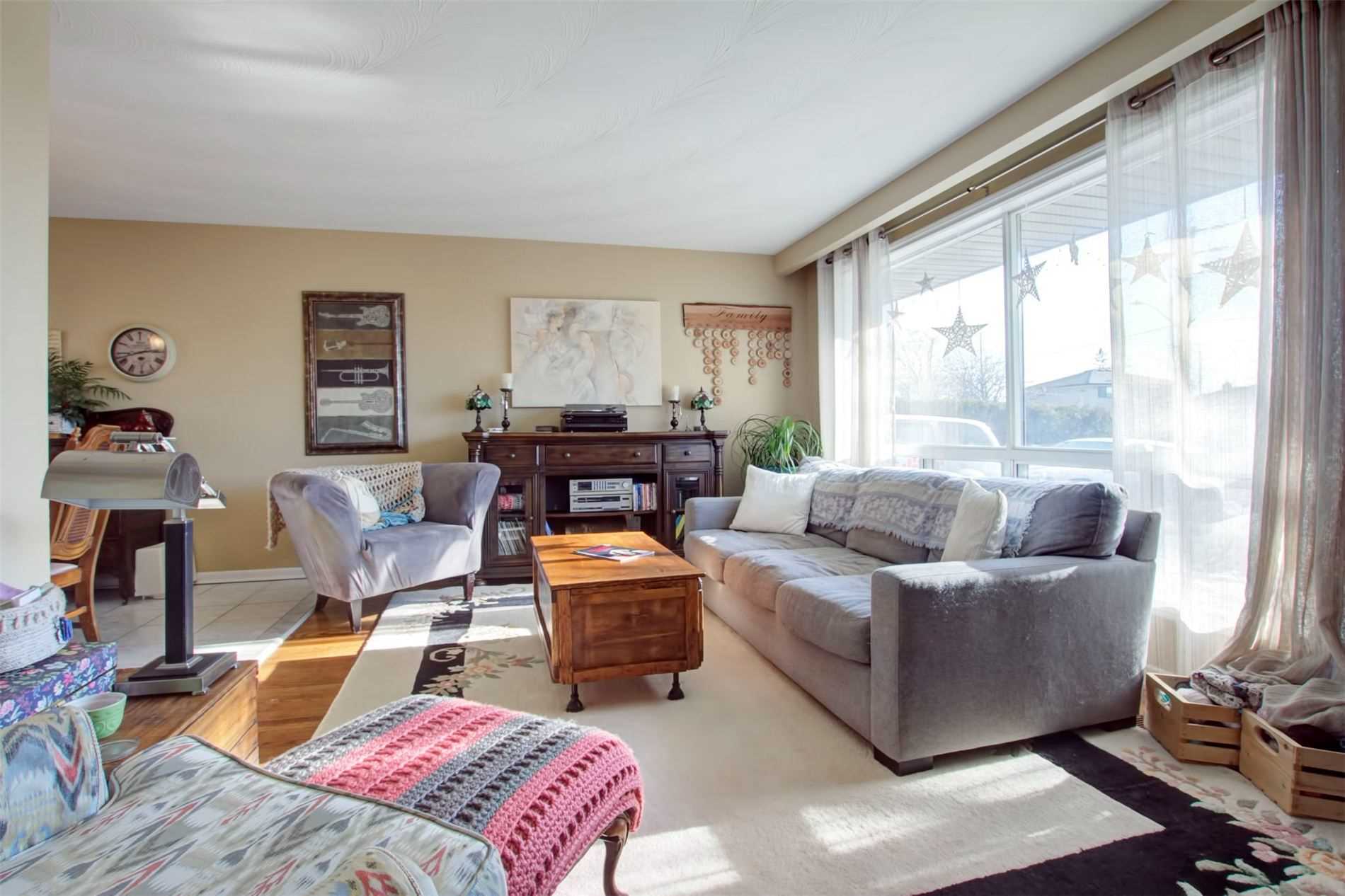 Listing W5903951 - Large Photo # 4