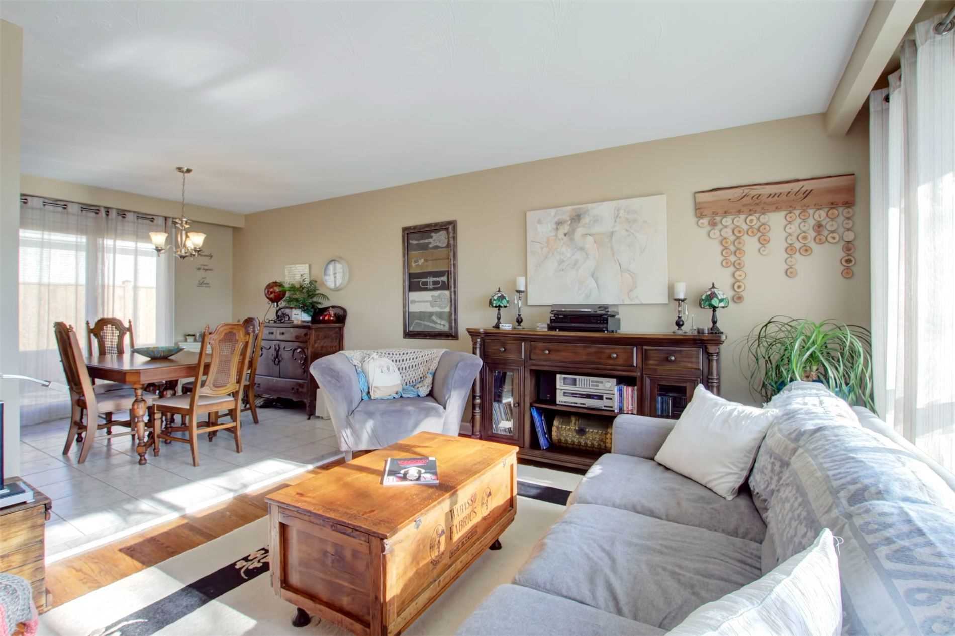 Listing W5903951 - Large Photo # 7