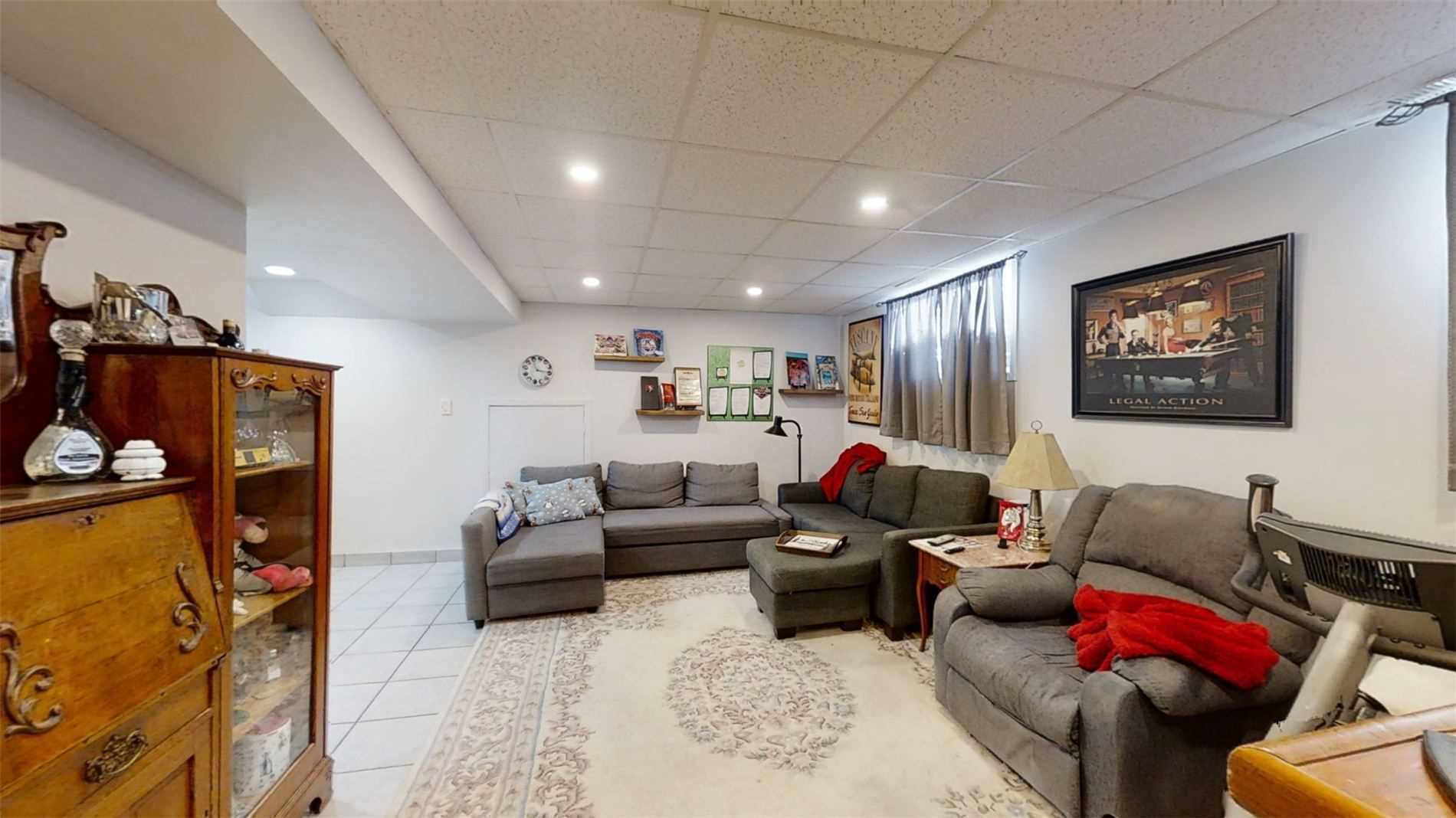Listing W5903951 - Large Photo # 24