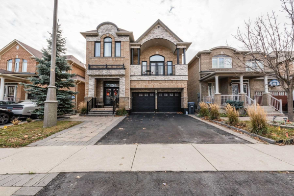 562 Fernforest Dr, Brampton