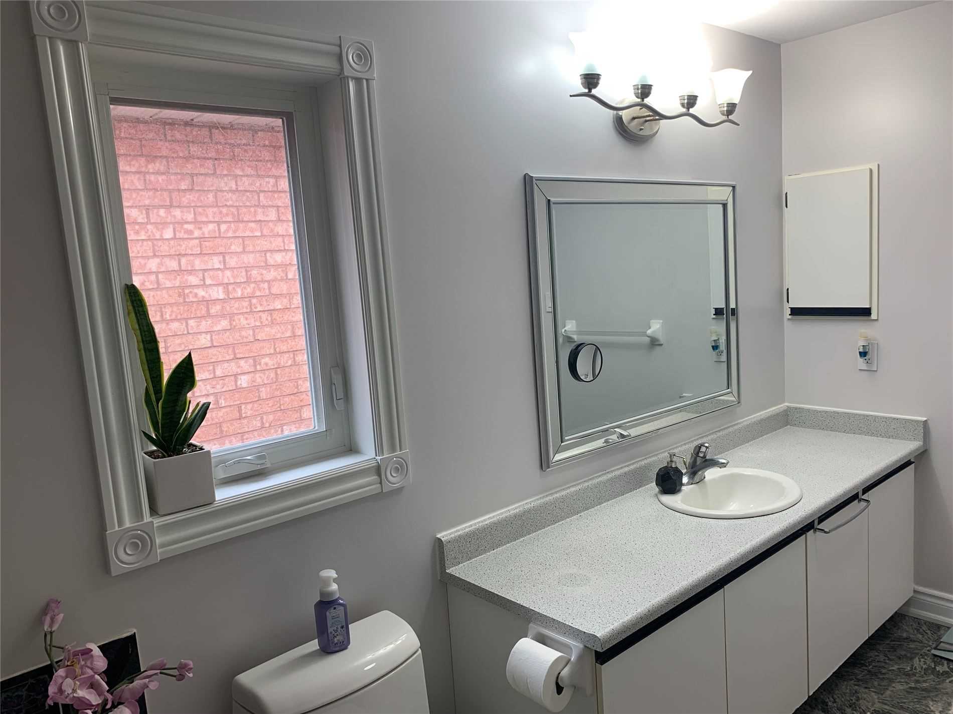 Listing W5904393 - Large Photo # 27