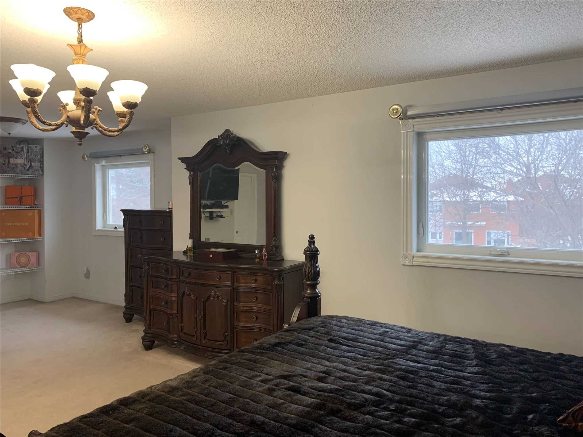 Listing W5904393 - Large Photo # 23