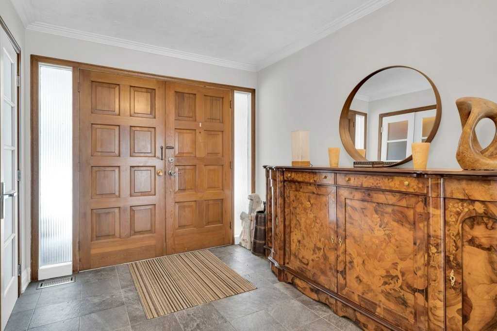 5 Glenn Crt