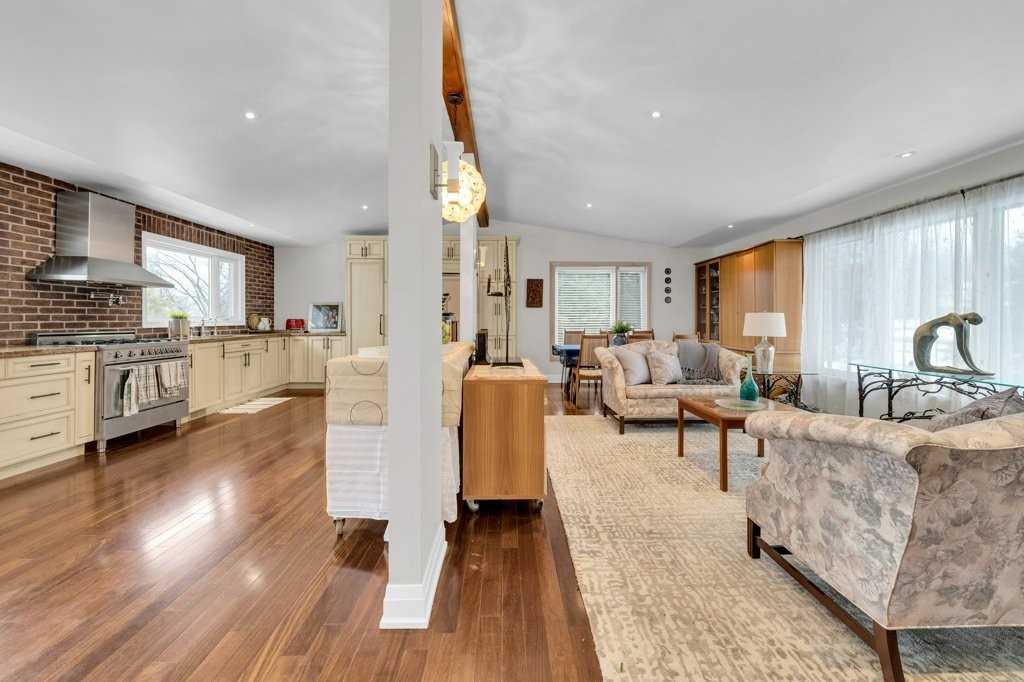 5 Glenn Crt
