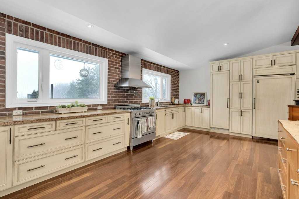 5 Glenn Crt