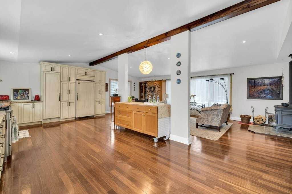 5 Glenn Crt
