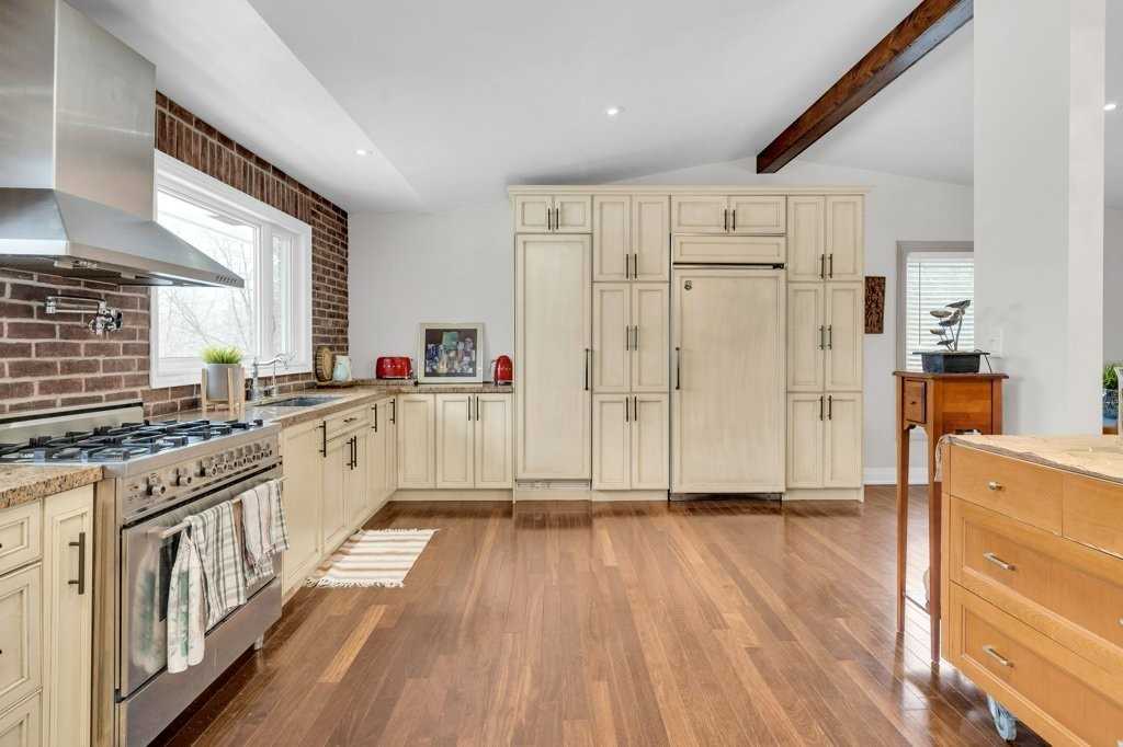 5 Glenn Crt