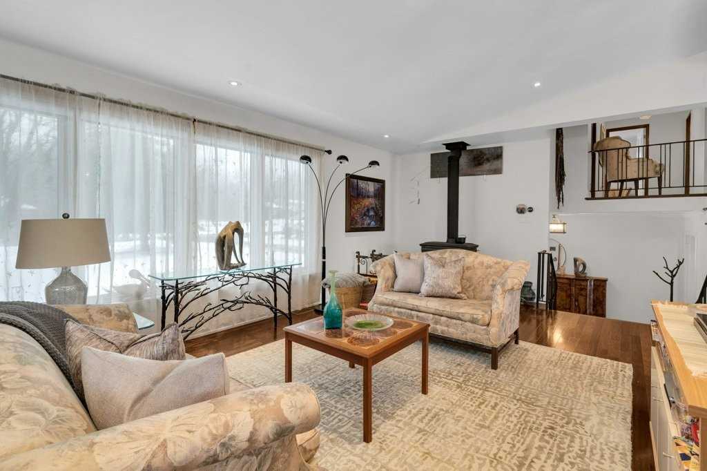 5 Glenn Crt