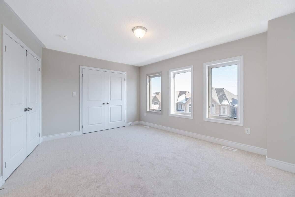 12 Junior Rd