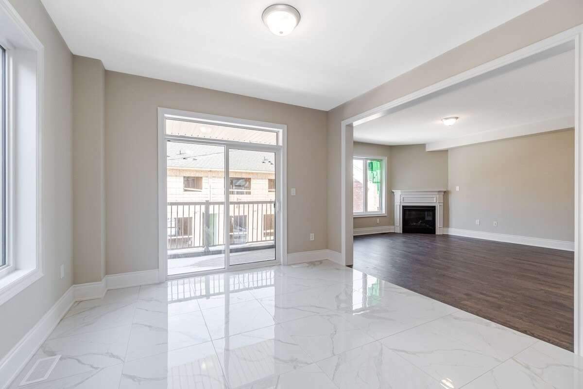 12 Junior Rd