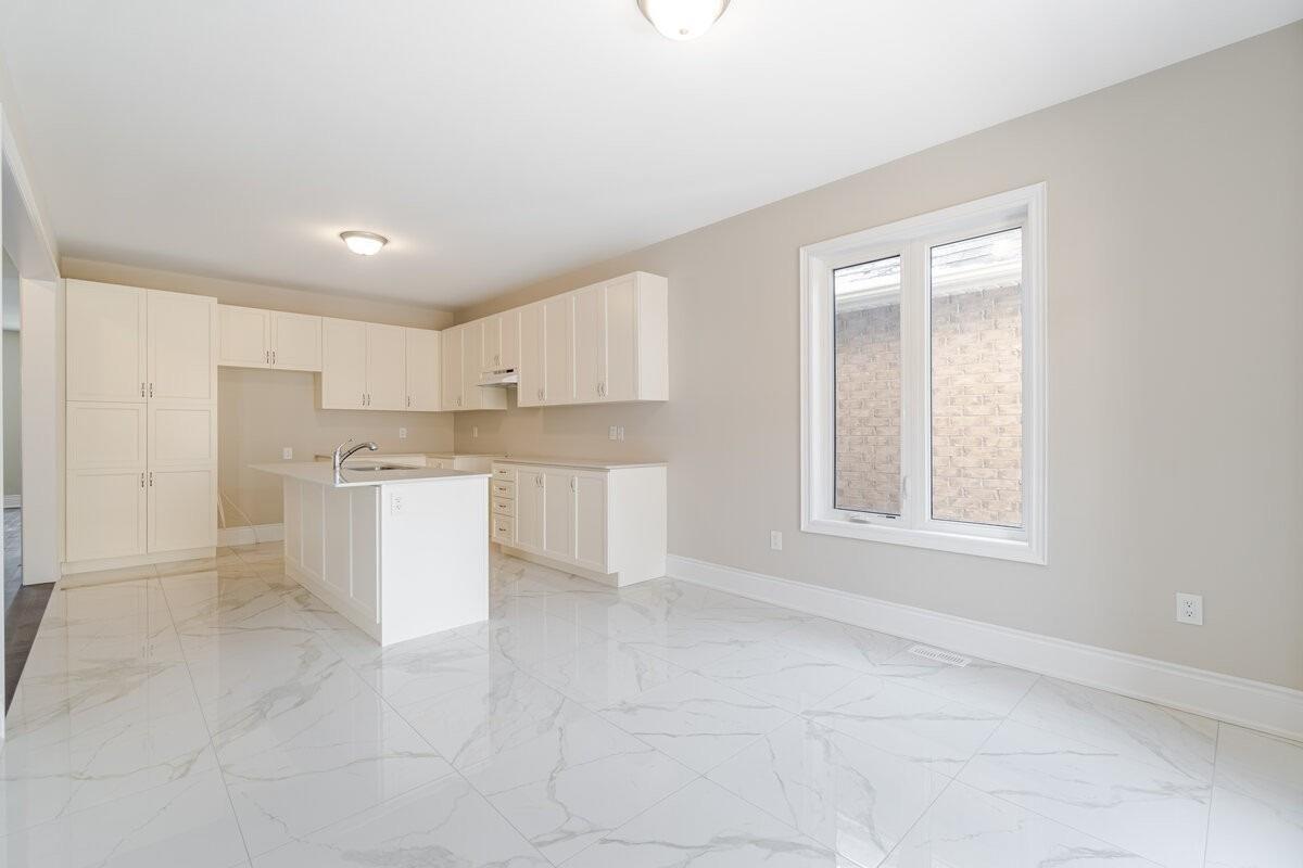 12 Junior Rd