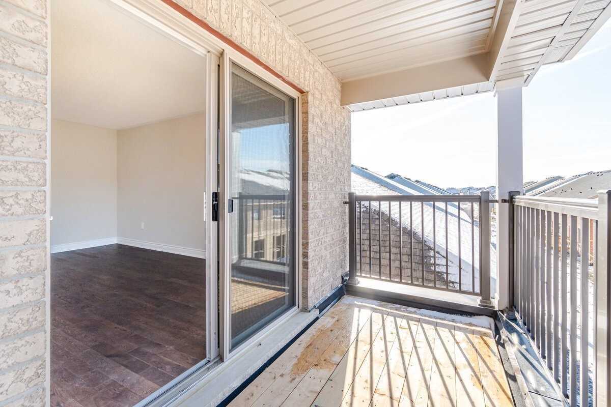12 Junior Rd