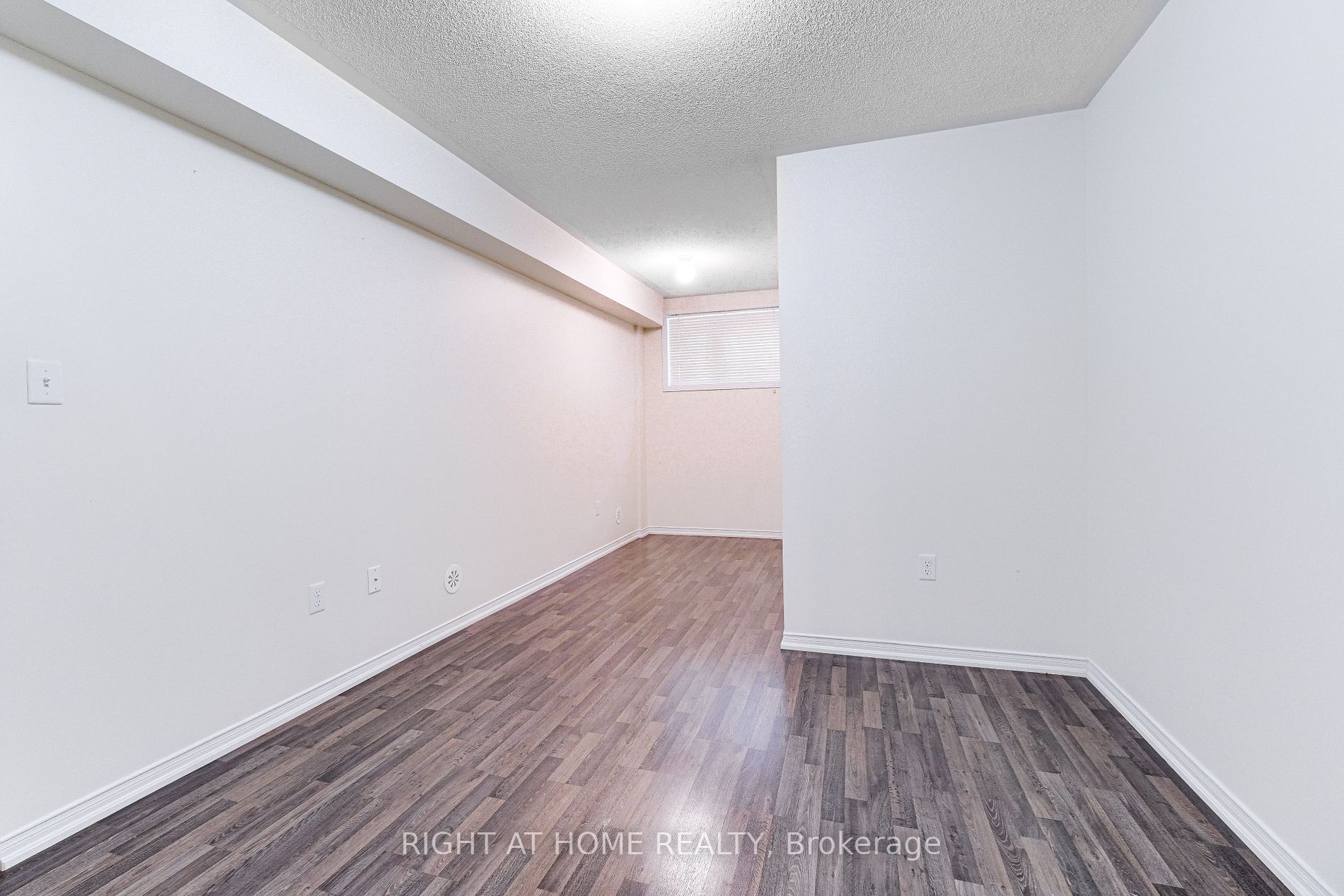 Listing W5905120 - Large Photo # 15