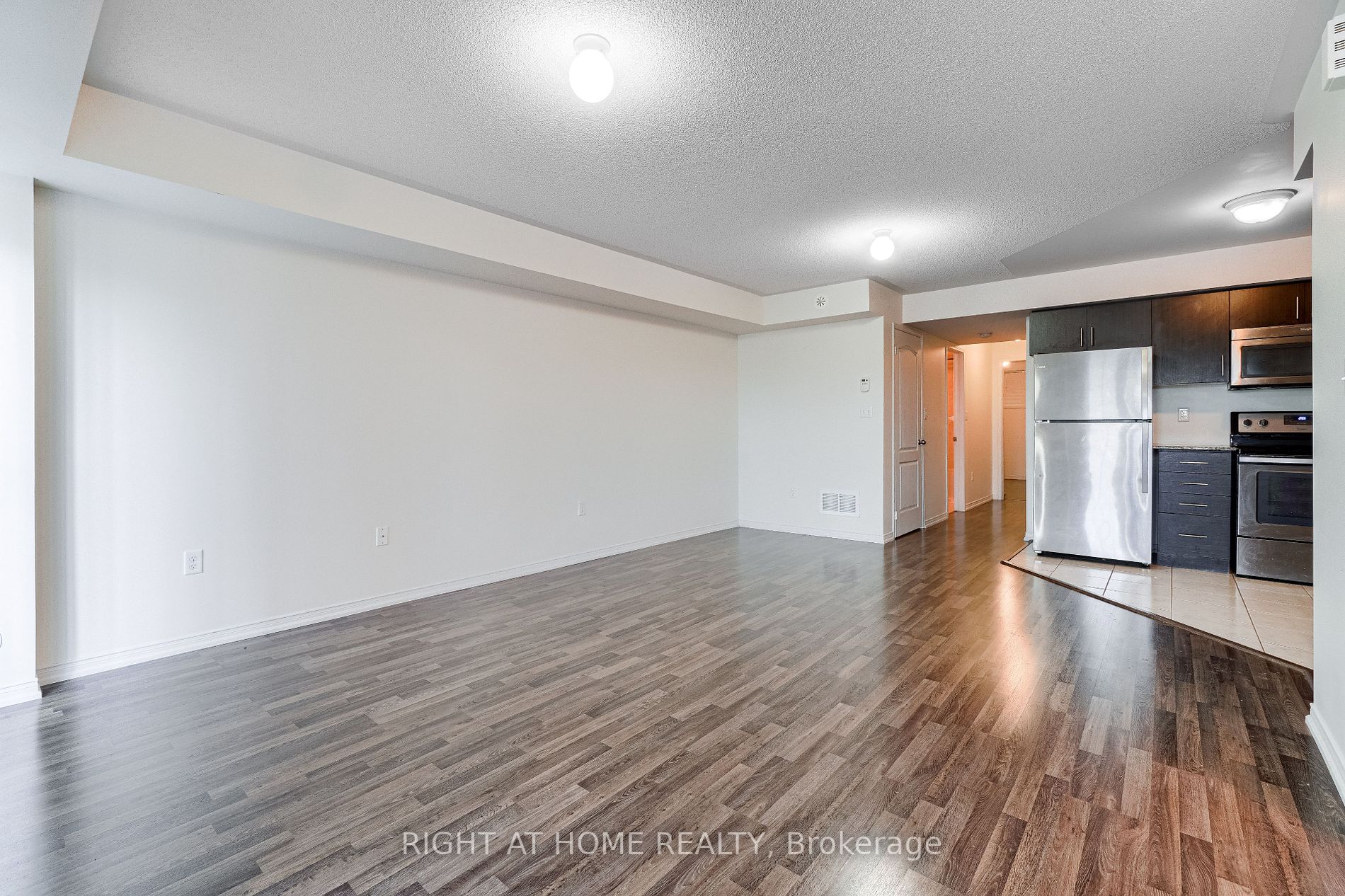 Listing W5905120 - Large Photo # 7
