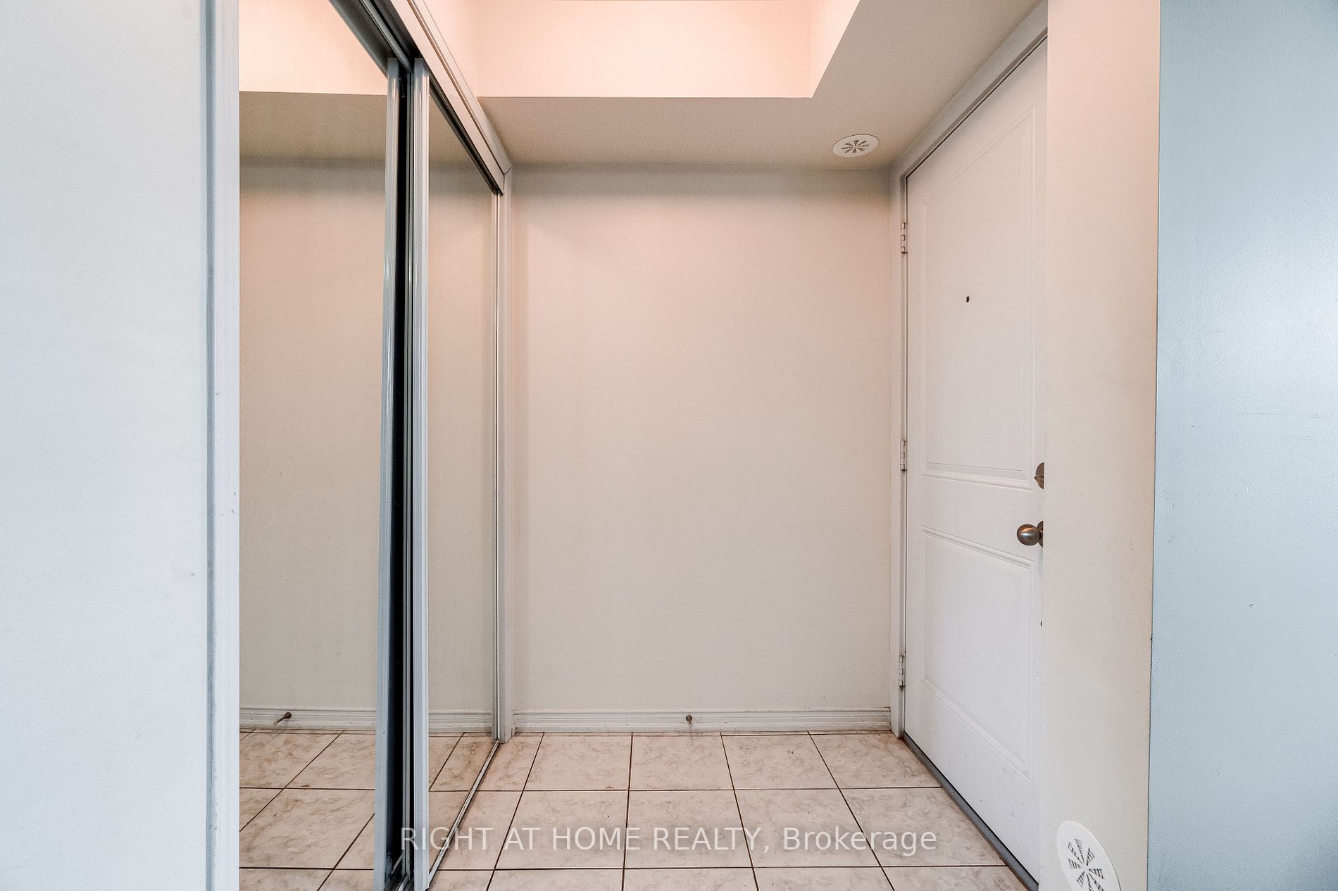 Listing W5905120 - Large Photo # 6