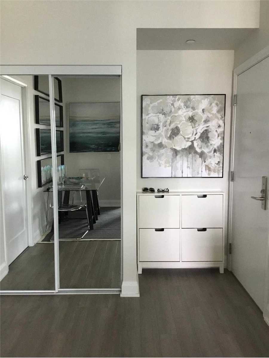 56 Annie Craig Drive, #1011