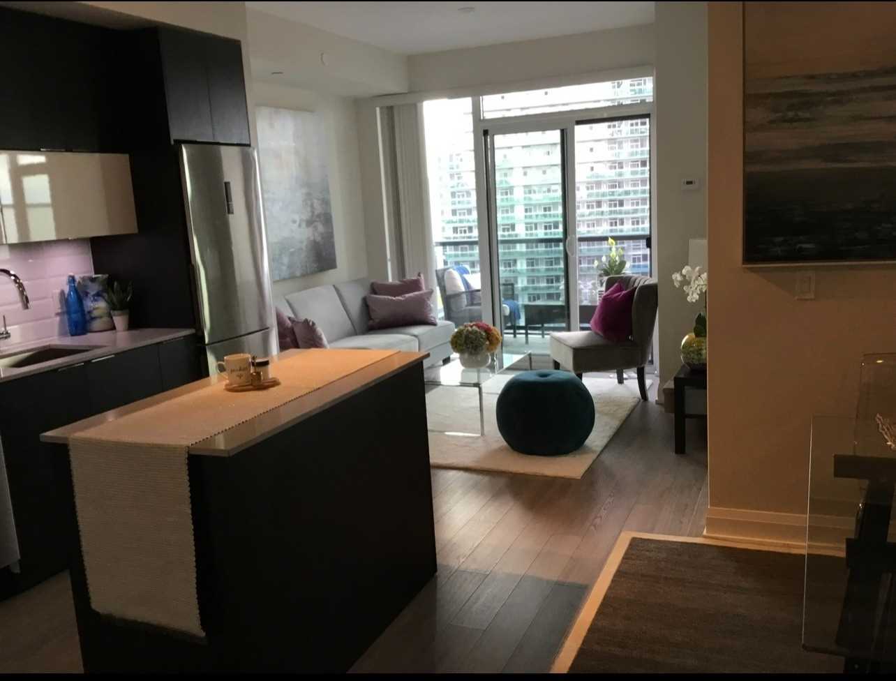 56 Annie Craig Drive, #1011