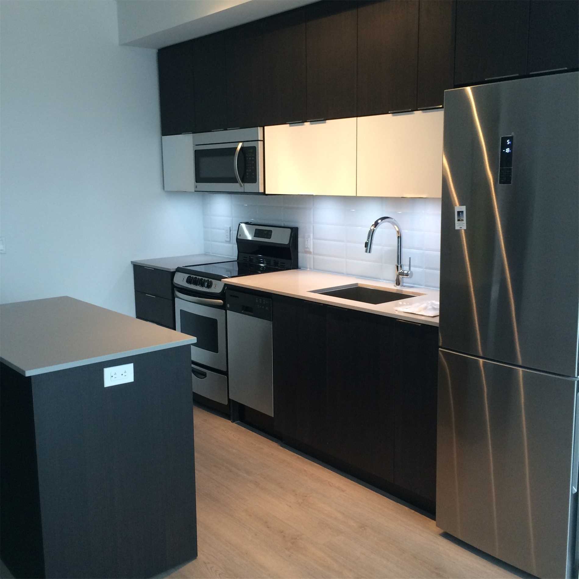 56 Annie Craig Drive, #1011