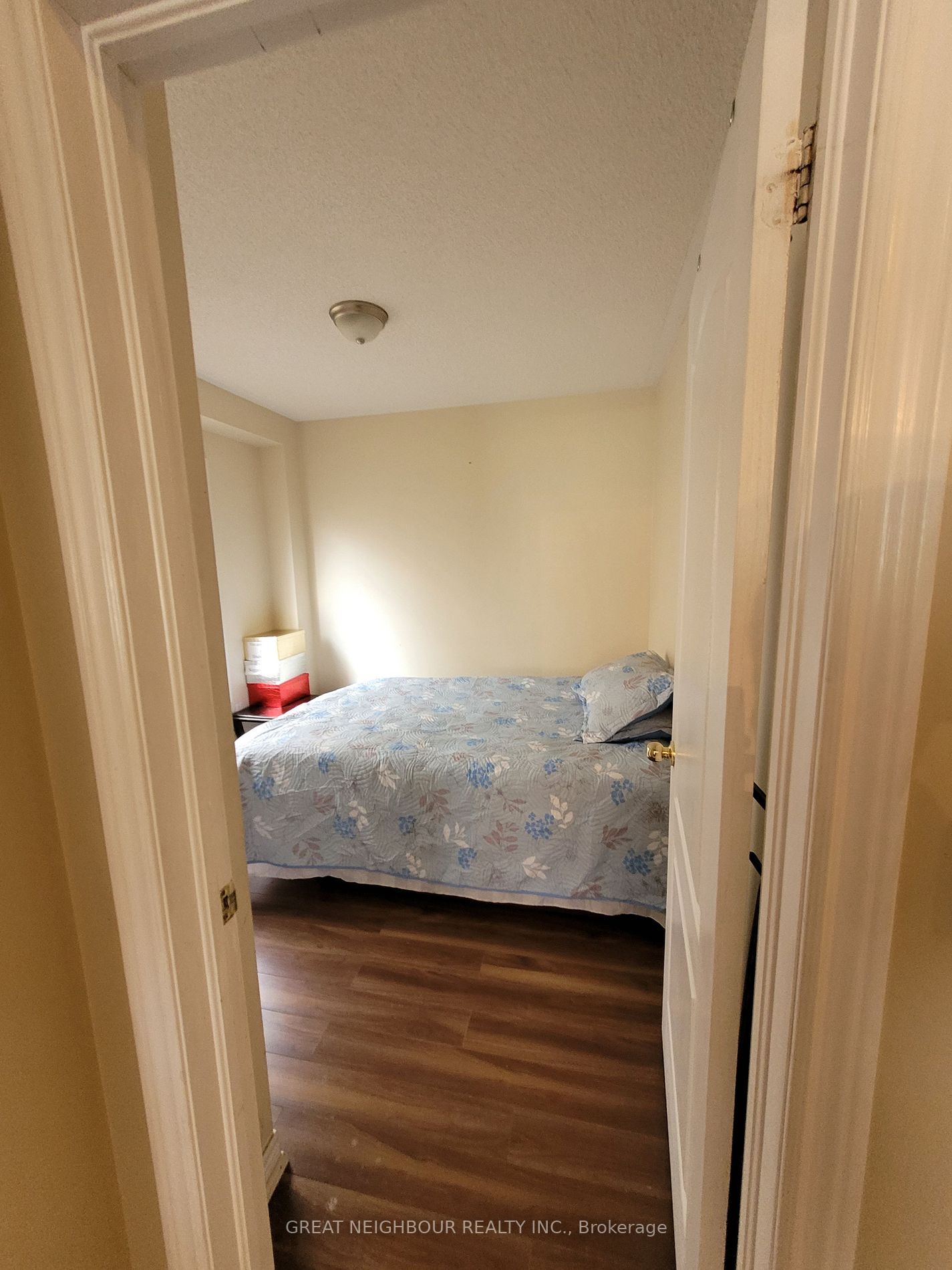 Listing W5905560 - Large Photo # 16