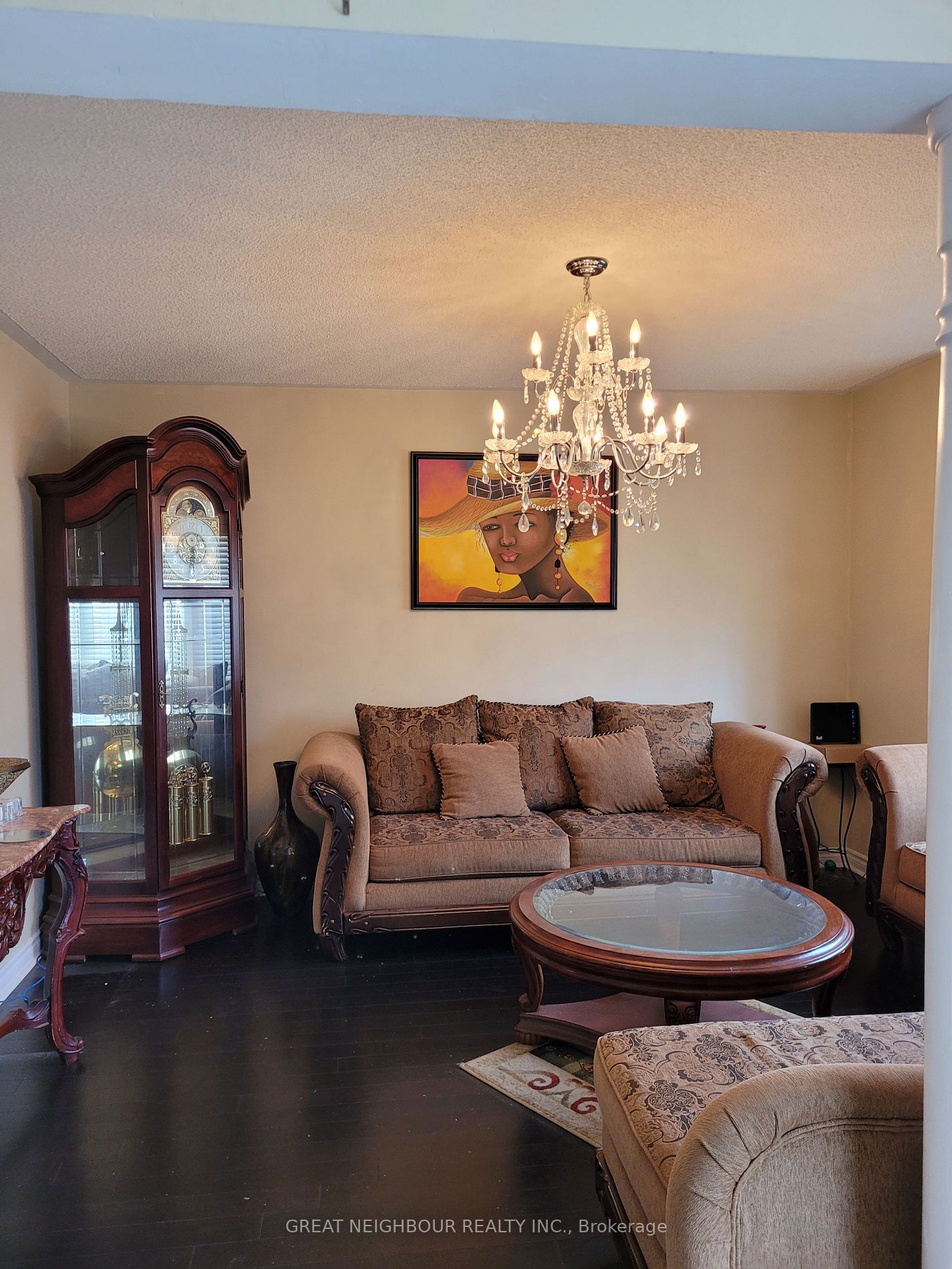 Listing W5905560 - Large Photo # 3