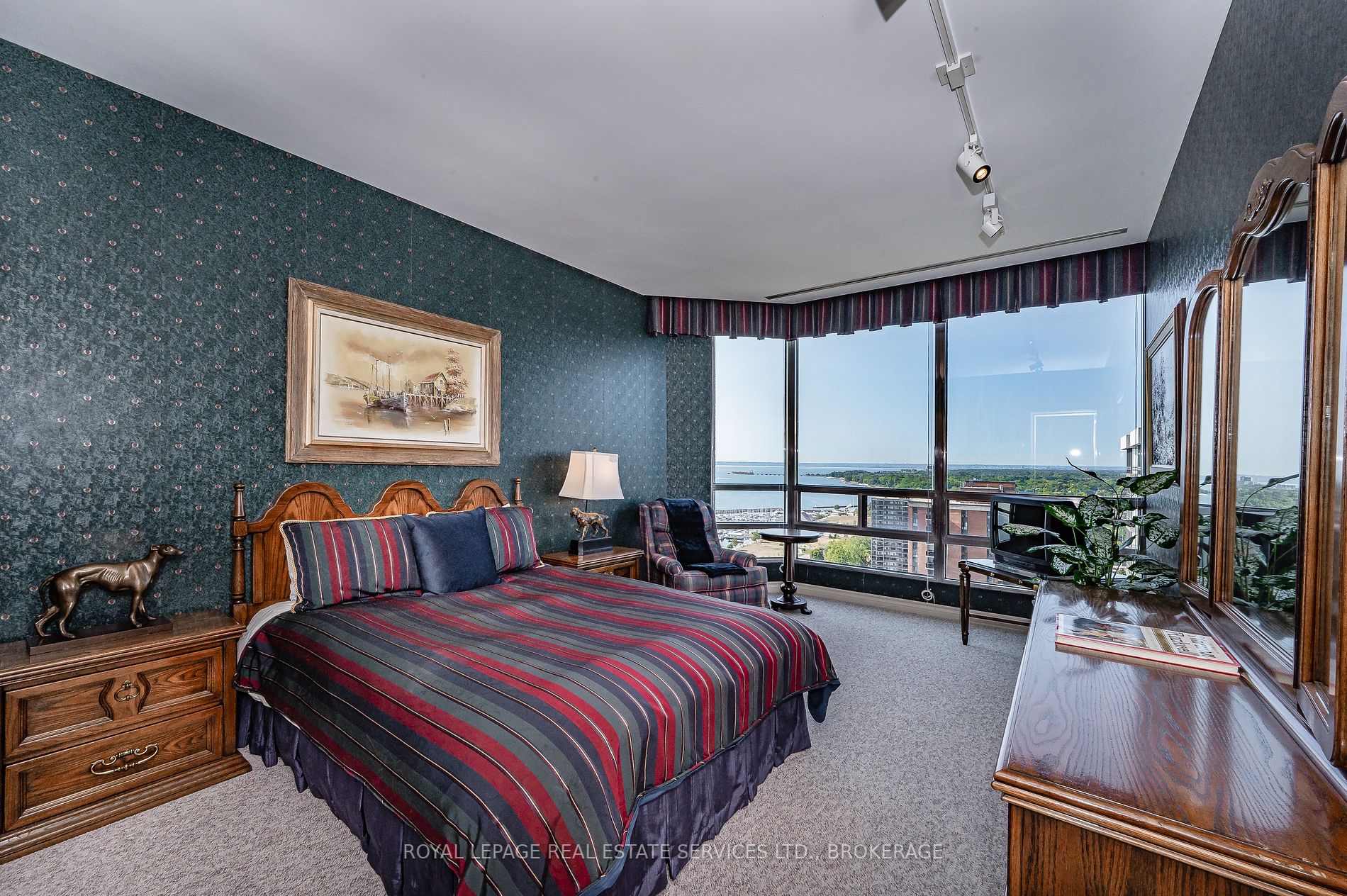 Listing W5905563 - Large Photo # 27
