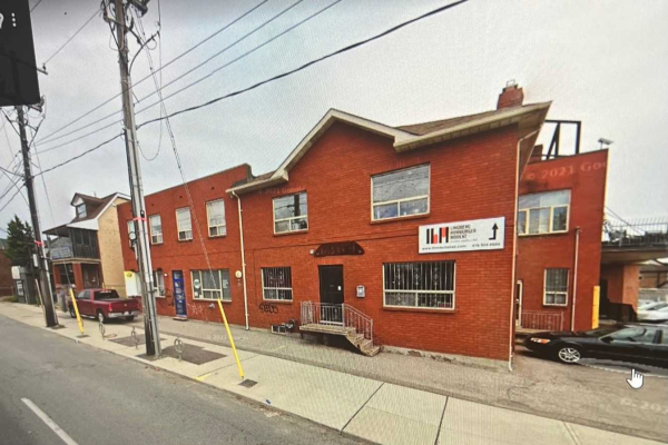 1411 Dufferin St, Toronto