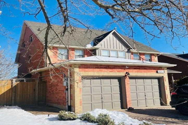 2011 Grand Blvd, Oakville