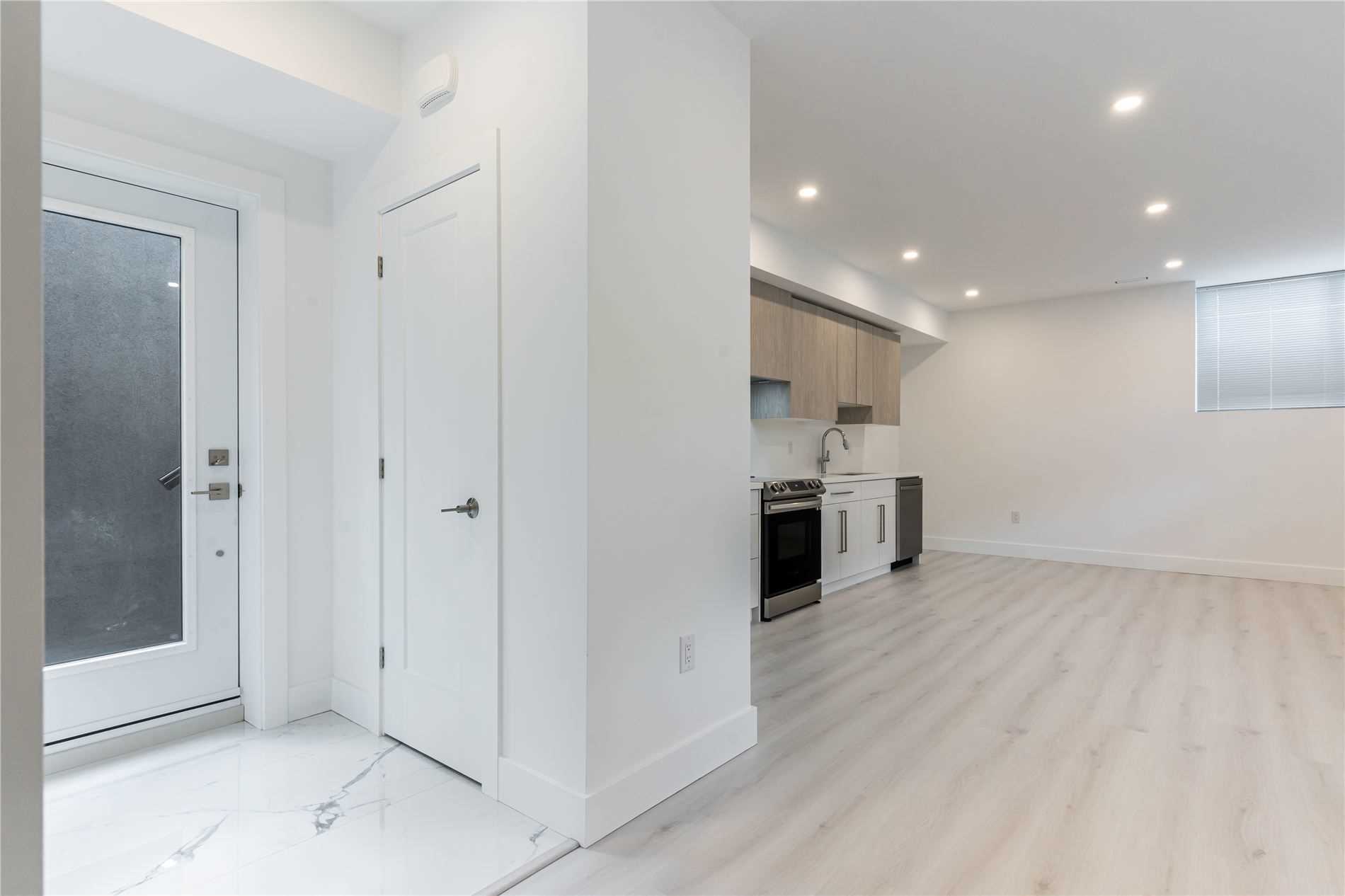 15 Burrard Rd