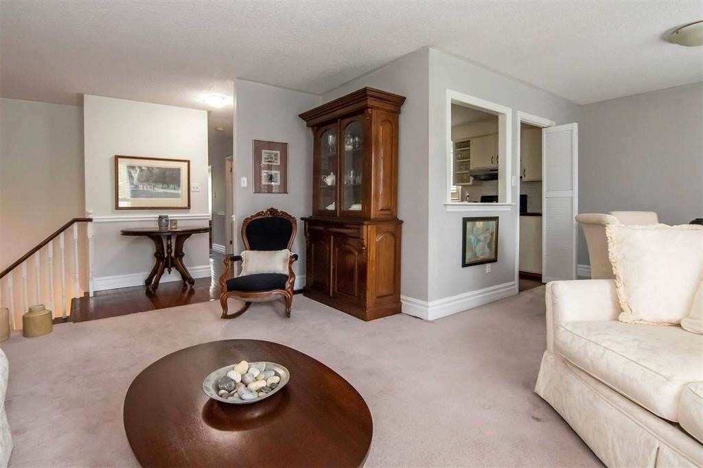 Listing W5905729 - Large Photo # 12