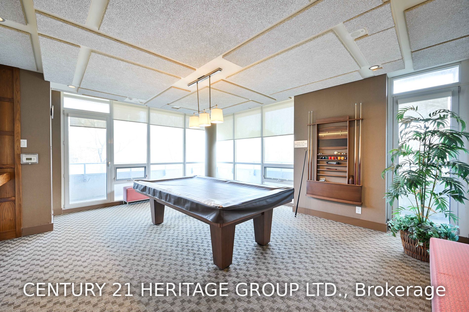 1055 Southdown Rd W, #503