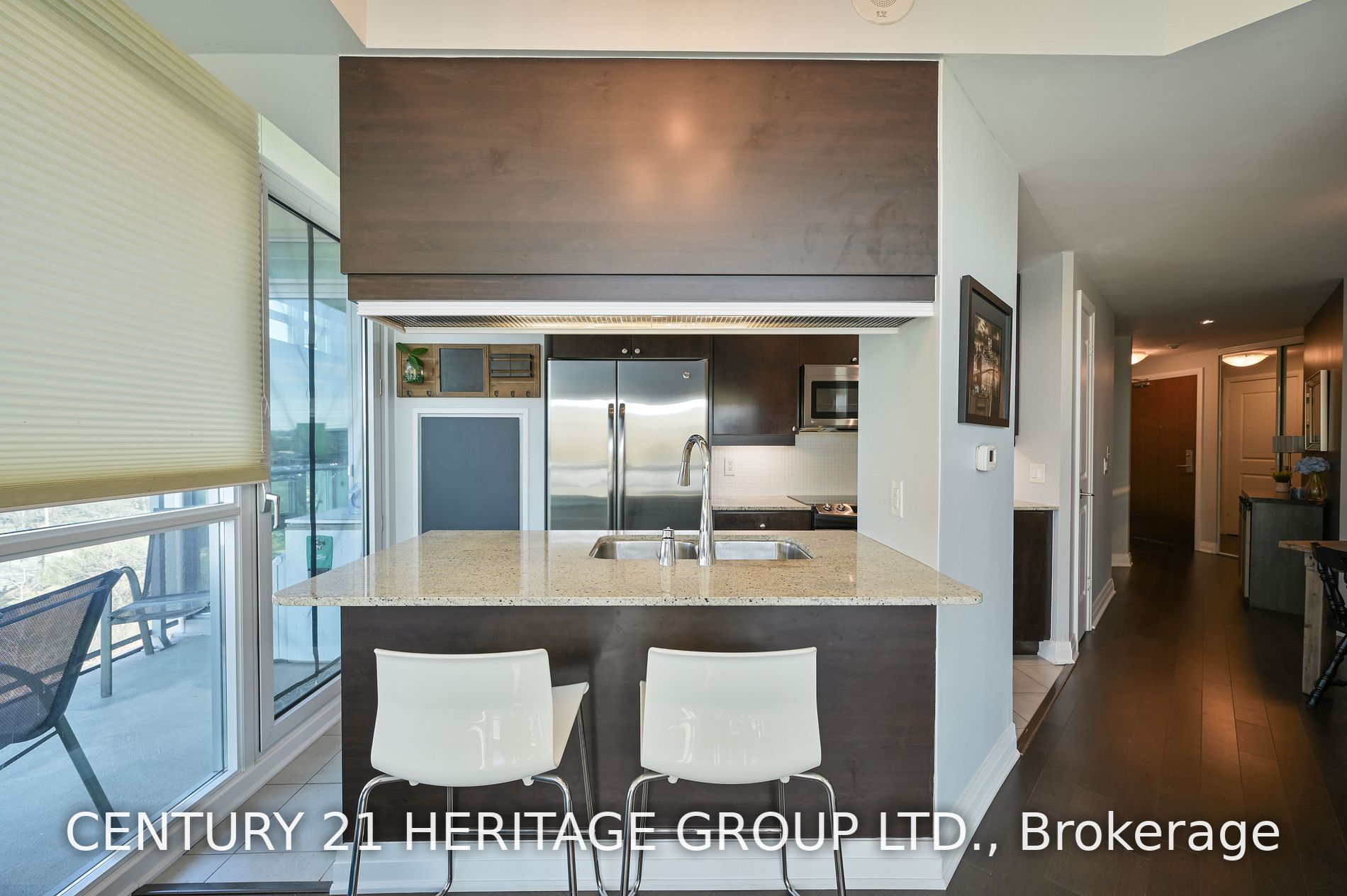 1055 Southdown Rd W, #503