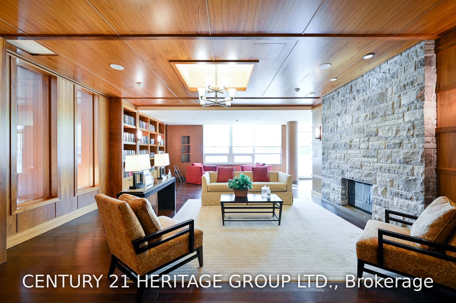 1055 Southdown Rd W, #503