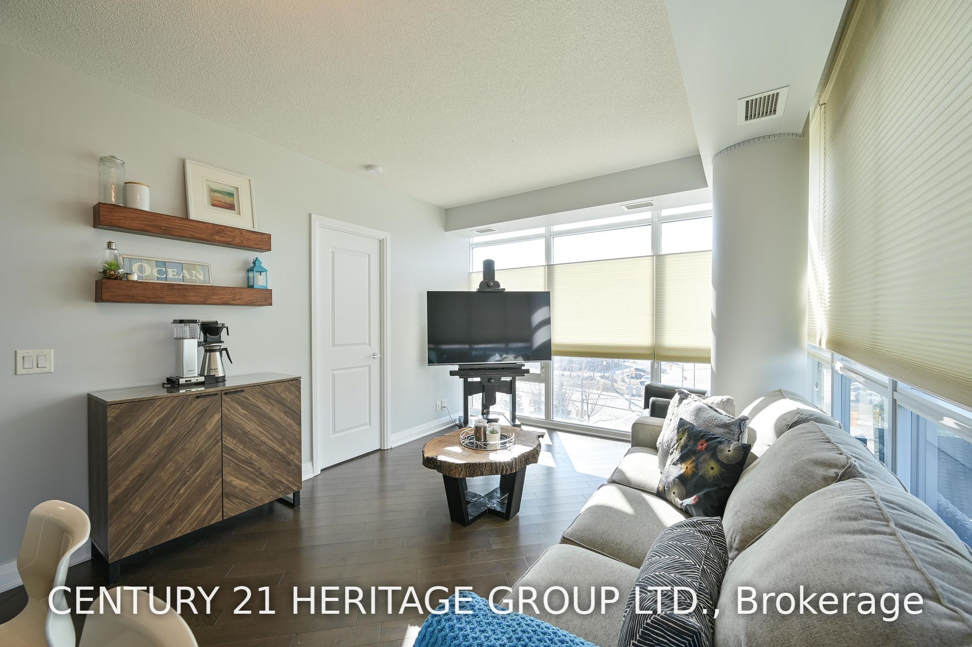 1055 Southdown Rd W, #503