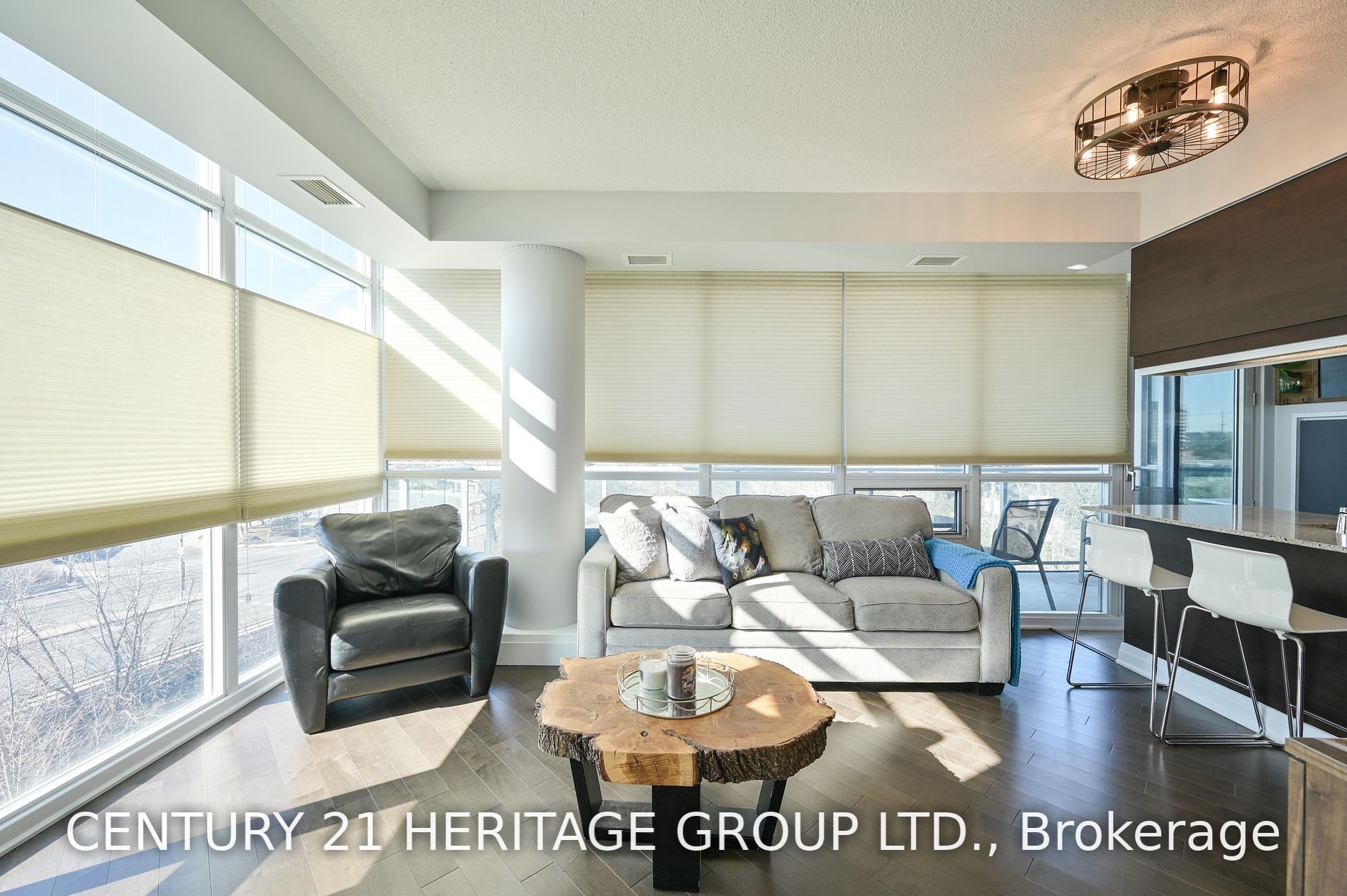 1055 Southdown Rd W, #503