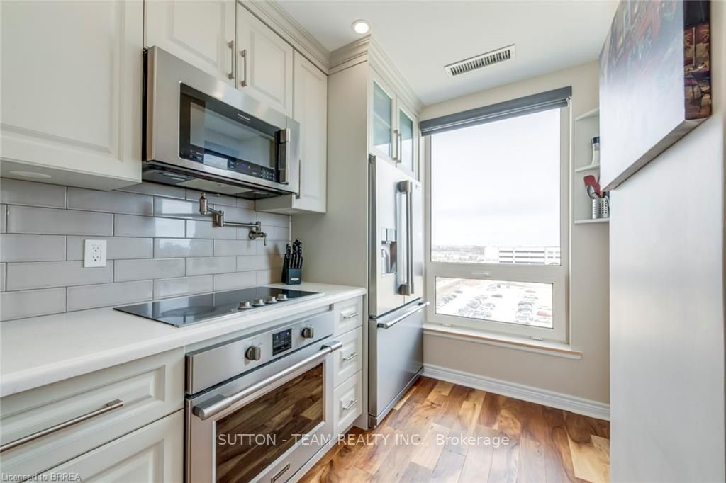 60 Old Mill Rd, #807