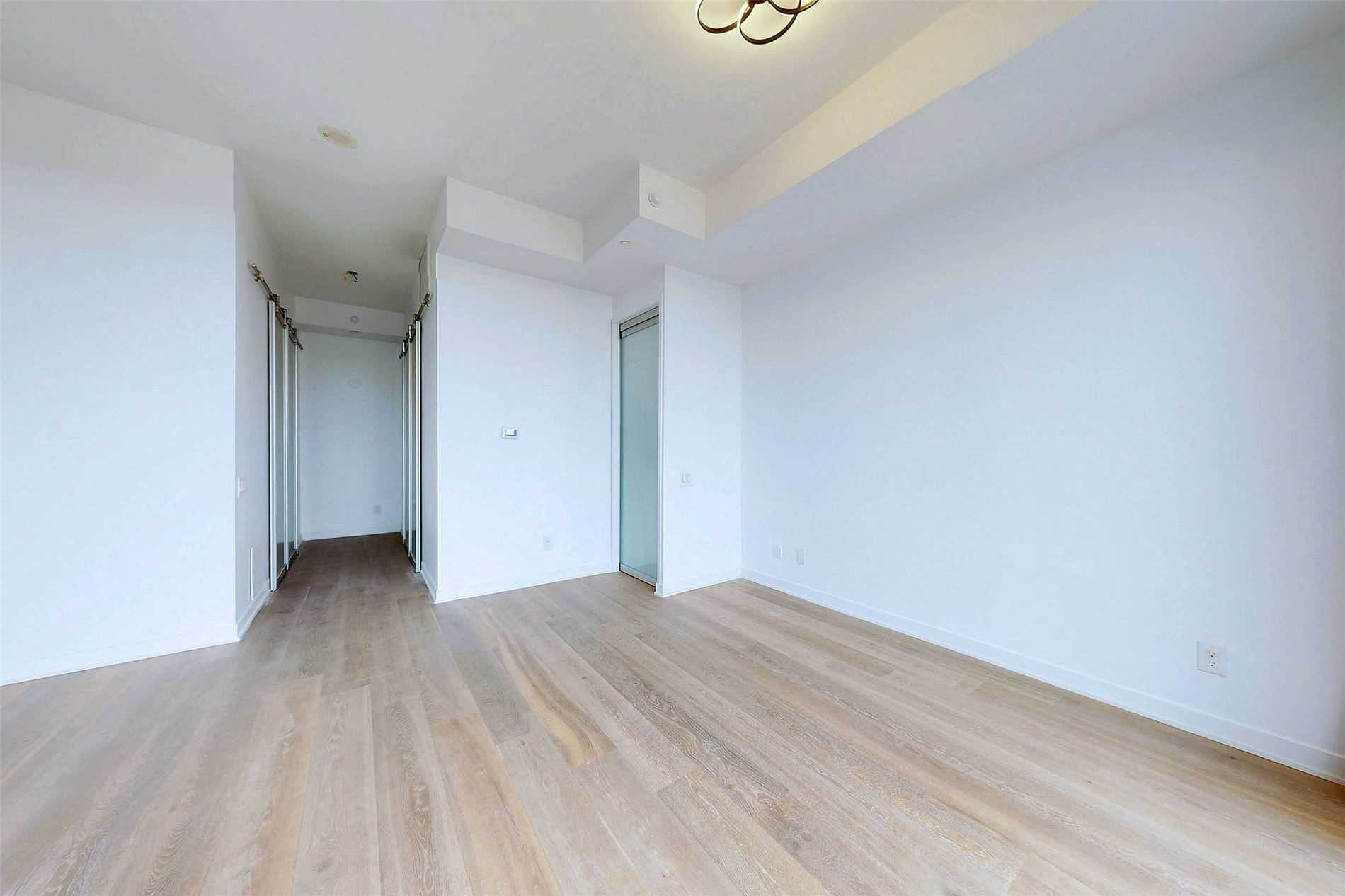Listing W5907233 - Large Photo # 13